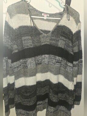 Y2k Black And Gray Bongo Plus Sweater